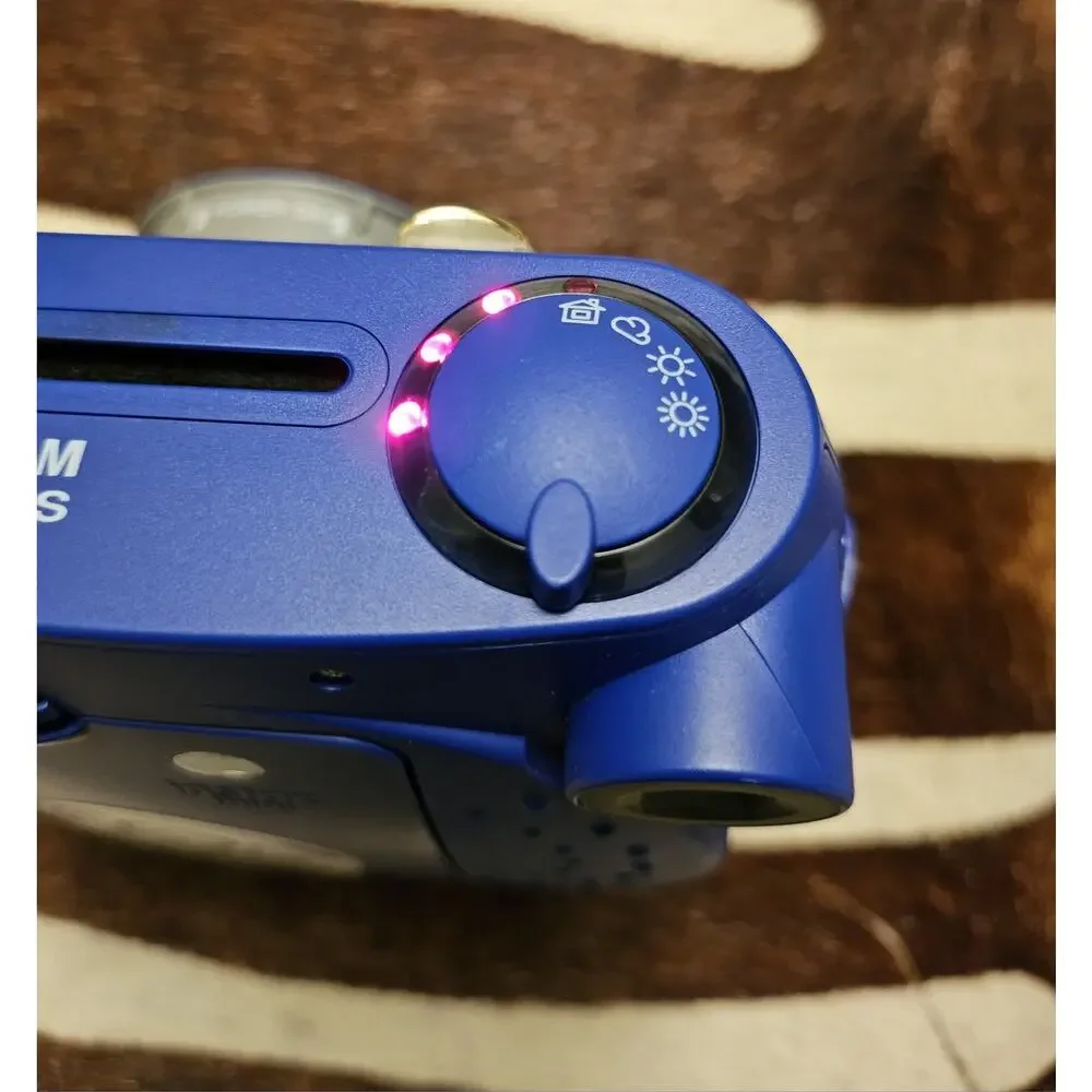 Fujifilm Instax Mini 7S Instant Film Camera Purple / Blue - Tested Works Great